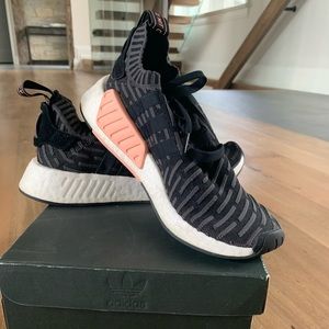 NMD R2 Womens adidas size 8, like-new (worn twice). Grey/black/pink